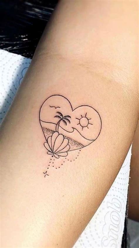 Tatuagem nos Seios: Significado, Estilos e Considerações。